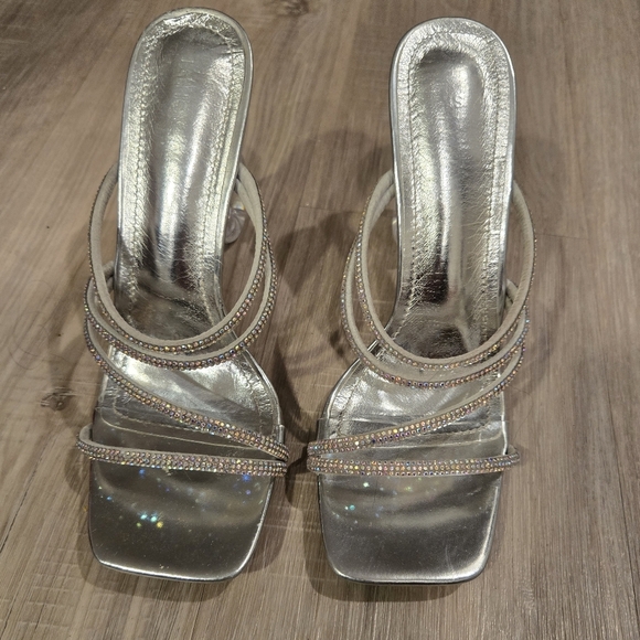 Fashion Nova Promise You Mules Silver Sz 9 - Picture 3 of 15